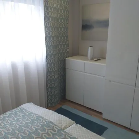 Elizabeth 2 Apartmán