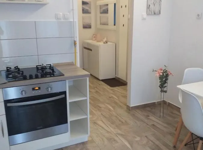 Elizabeth 2 アパート ヘーヴィーズ